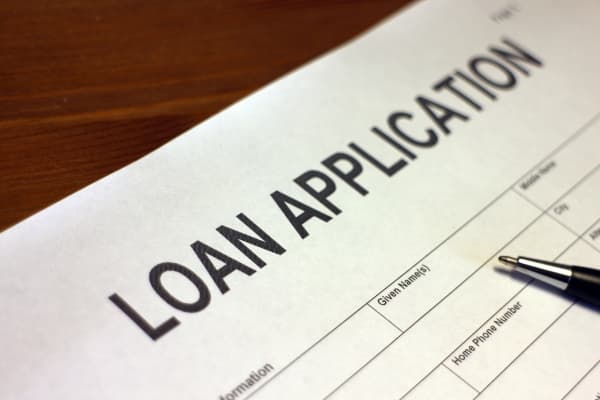 What Do Lenders Look for in a Business Loan Application? | Article Thumbnail